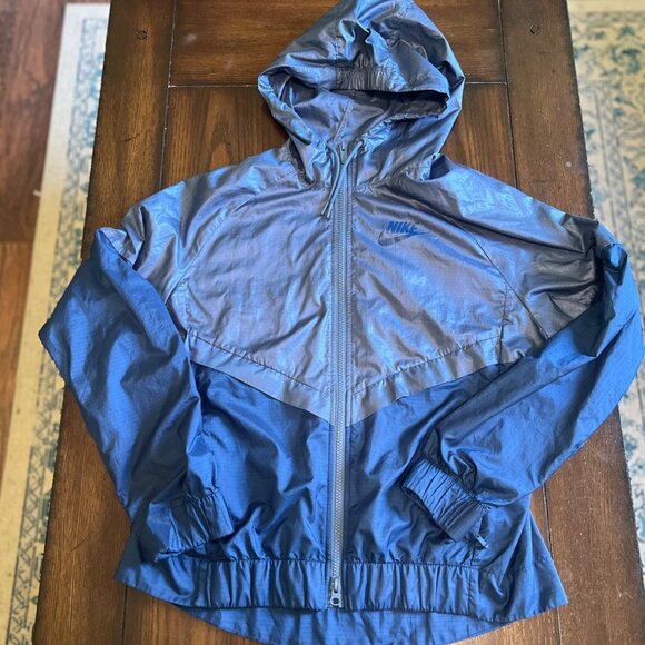 Nike Blue Vented Full Zip Activewear Windbreaker Jacket Women's Medium - Picture 1 of 10